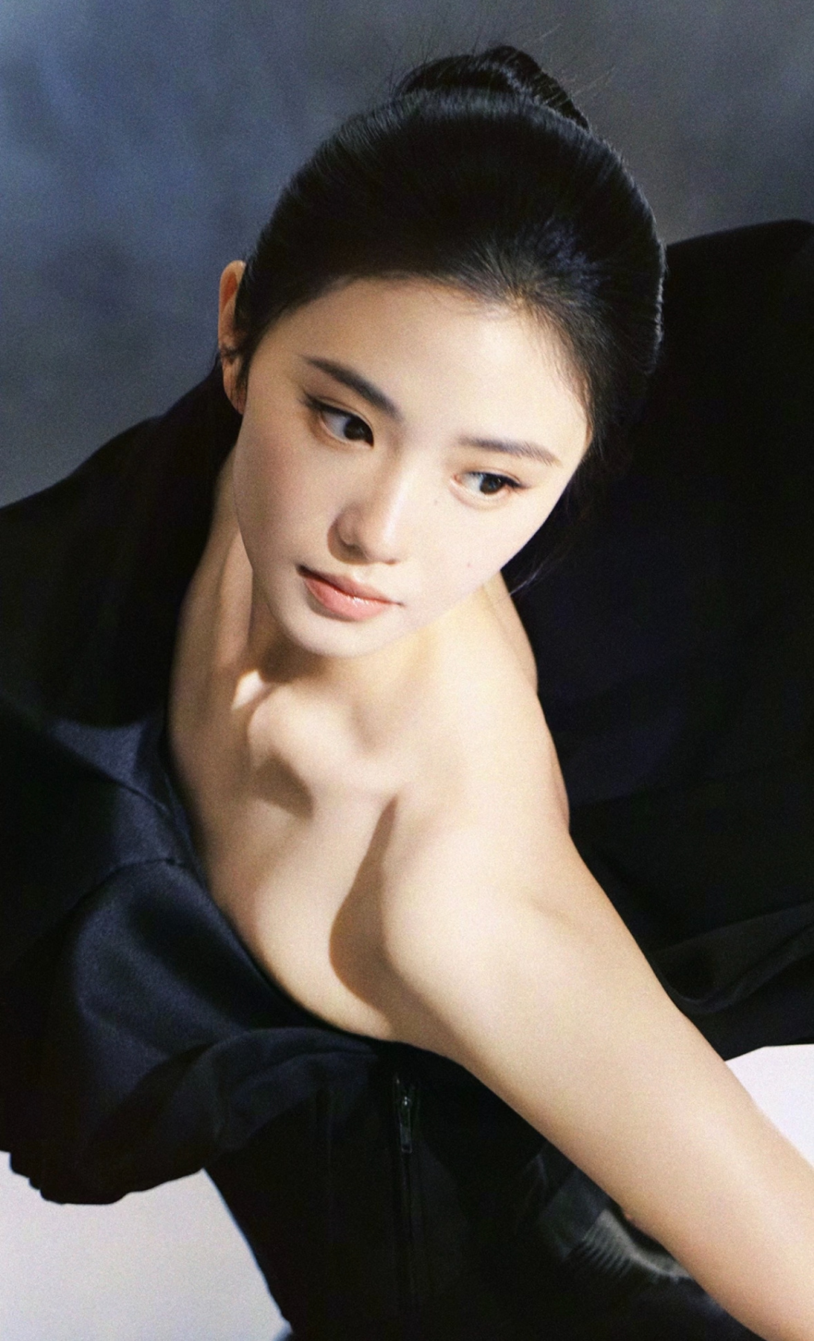 美神 