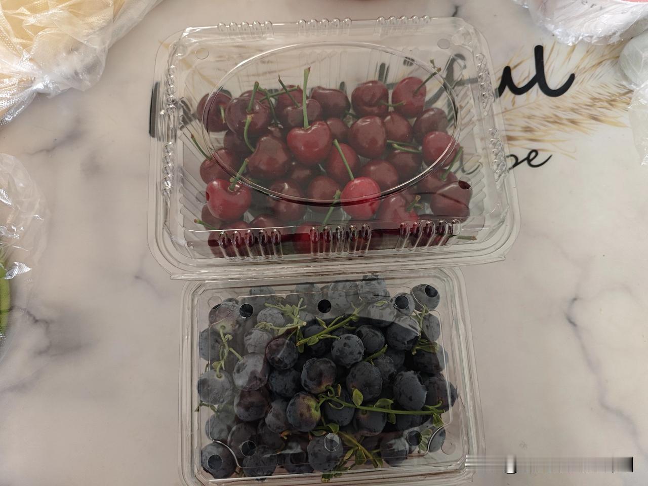 “可怜天下母亲心”
        女儿昨天说今天回家，媳妇一大早就待不住了，一