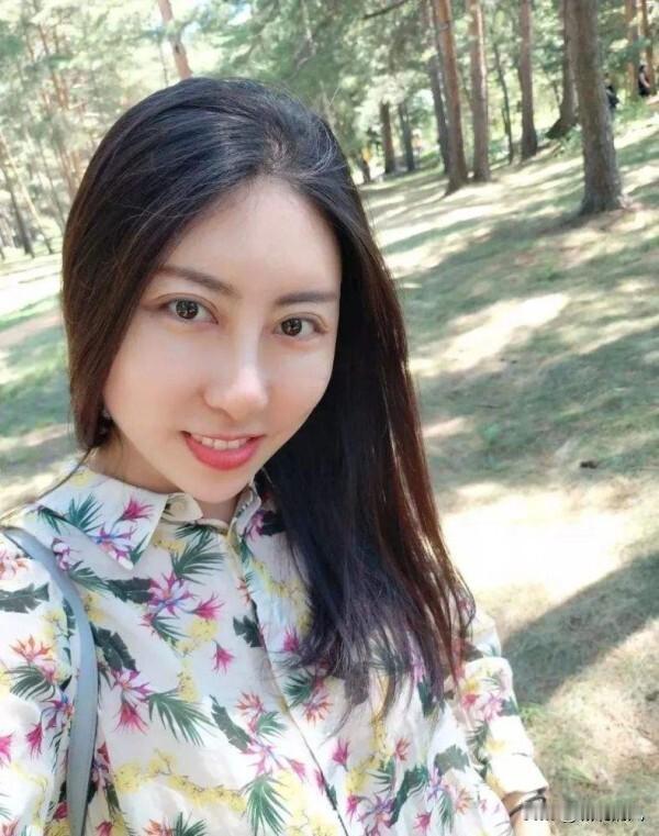 贾浅浅因为写错一个字被调查？米芾非米蒂也！一个大学教授，会不认识这个字？
我不信