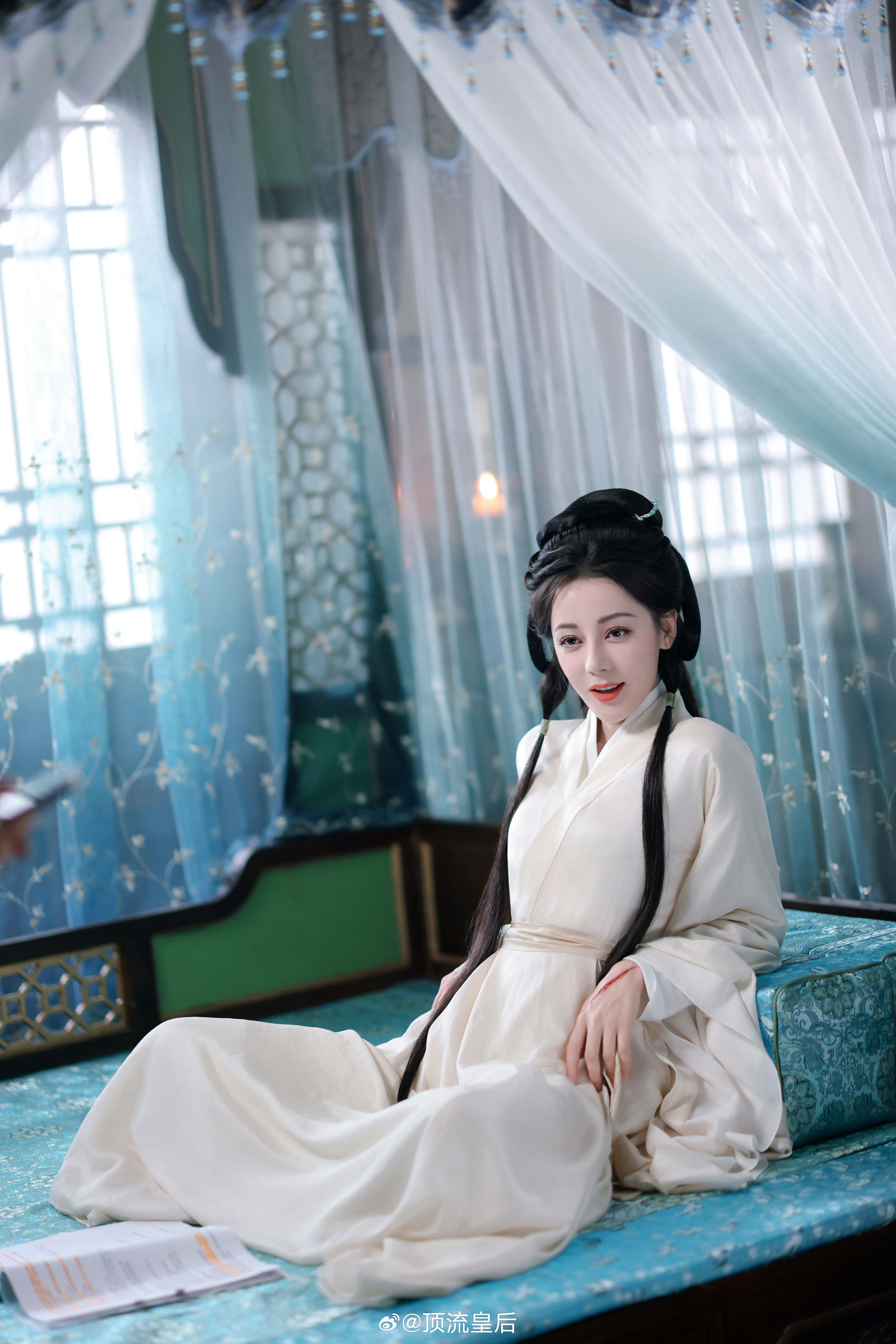 迪丽热巴 古偶 迪丽热巴简直是内娱古偶定海神针！《白日提灯》万灵之主气场封神！浓