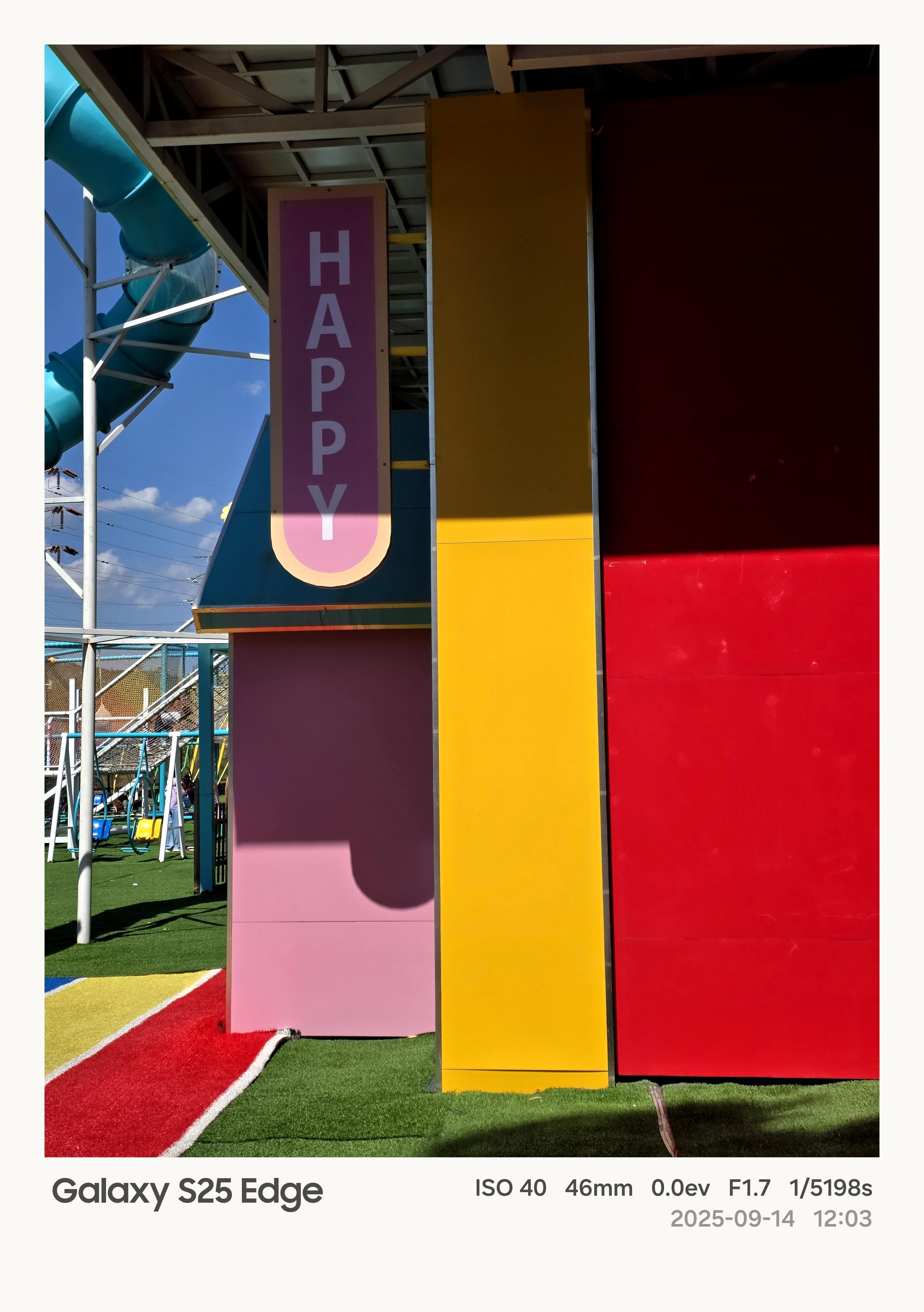 让我们看看5.8mm ，163克，2K屏，2亿主摄的被遗忘的超薄旗舰Galaxy