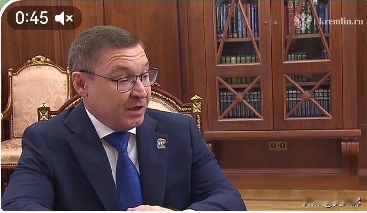 12月15日，俄罗斯总统普京会见统俄党总委员会书记弗拉基米尔·亚库舍夫。

在工