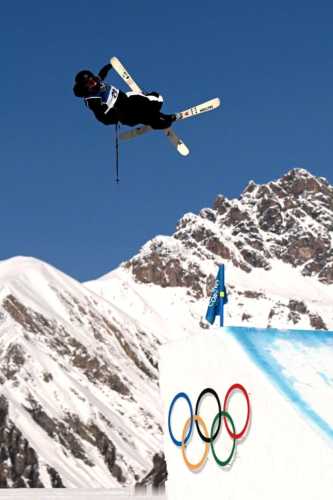 谷爱凌决赛谷爱凌第一跳86.58 自由式滑雪女子坡面障碍技巧决赛第1轮，谷爱凌第