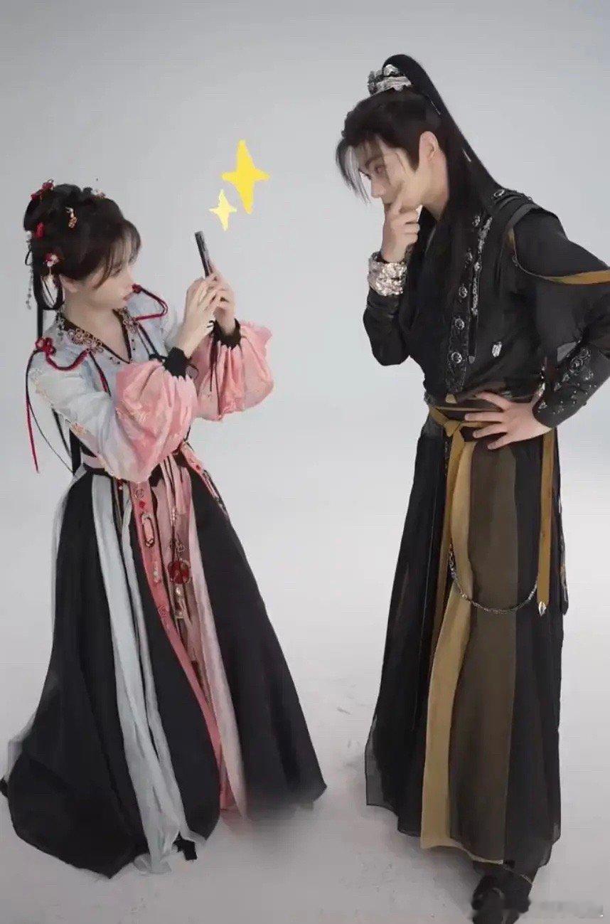 永夜星河好幼稚的物料啊，这真的会爆吗 ​​​