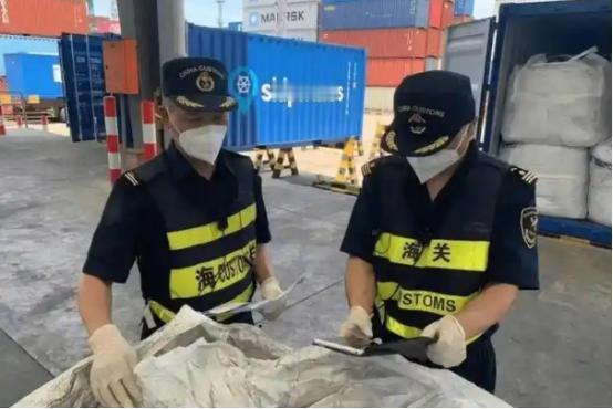 中方追回96吨稀金，13万吨订单被消除！终于破案，要跟美国算总账。
 
最近有两