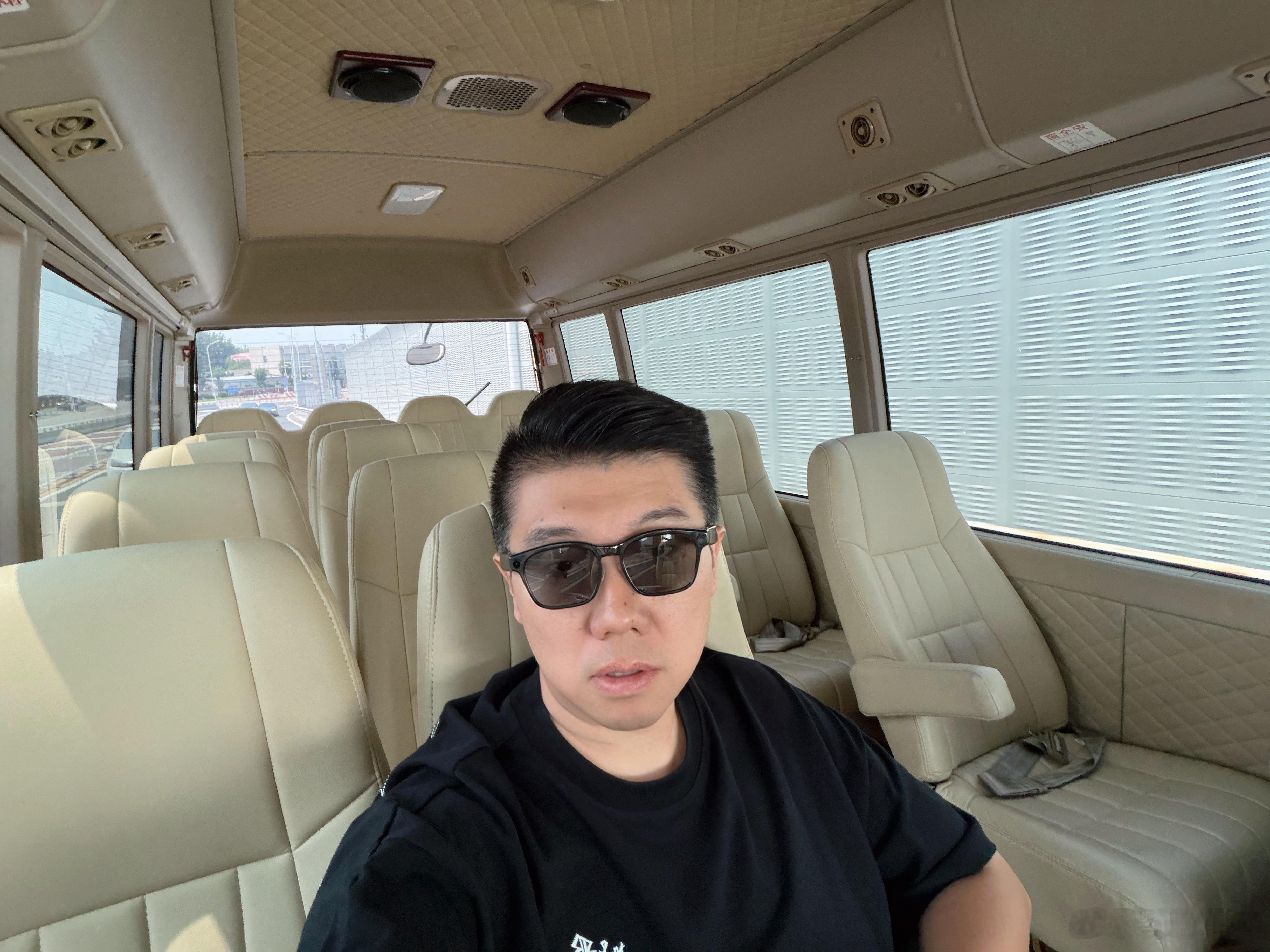 就我一人，那就包个车吧 北京·北京首都国际机场