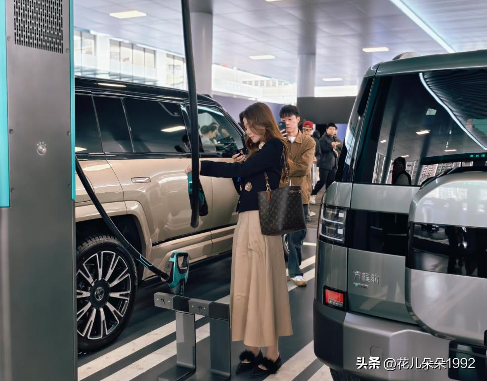 没真正用上电车，你可能不知道……
我买之前也是对比各种充电速度，但实际上你有了一