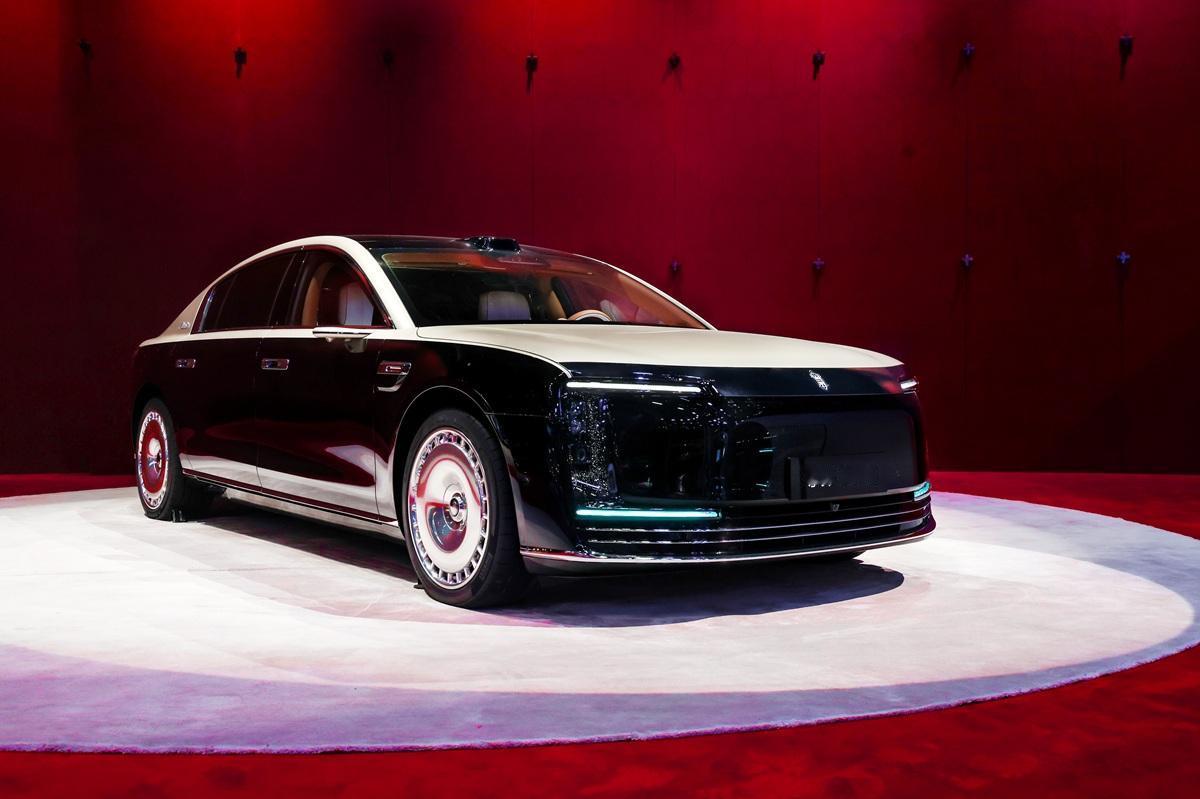 尊界S800交付1.6万台，200万级旗舰轿车即将来临
2026北京车展，余承东