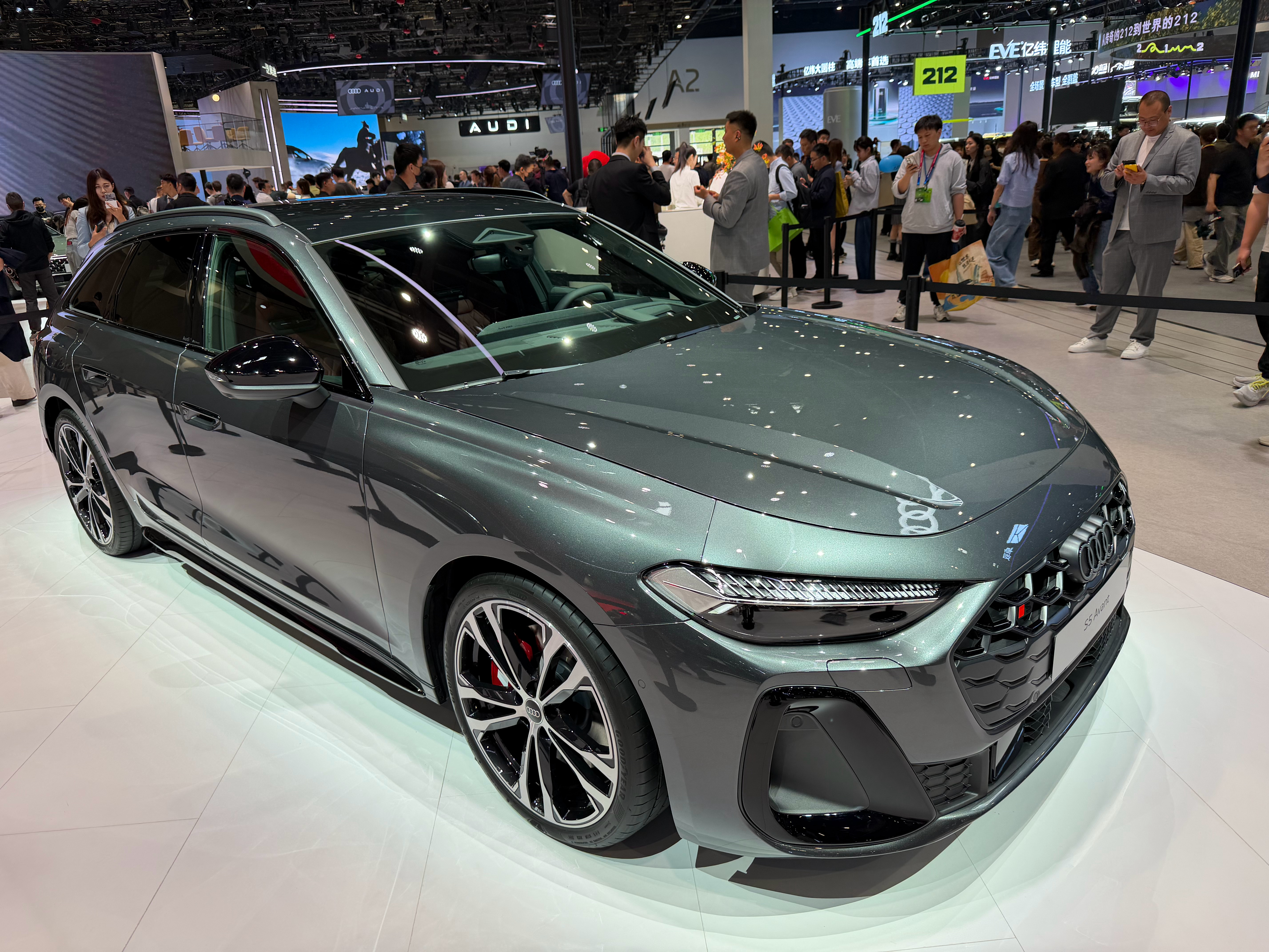 还得是我迪啊…S5Avant是真帅啊兄弟们冲吗