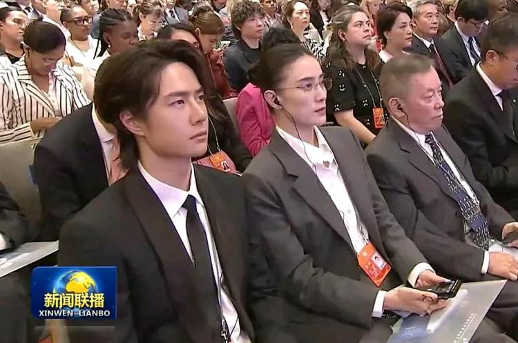 中国举办的全球文明对话部长级会议7月10日在北京钓鱼台国宾馆开幕，文体界名人和网