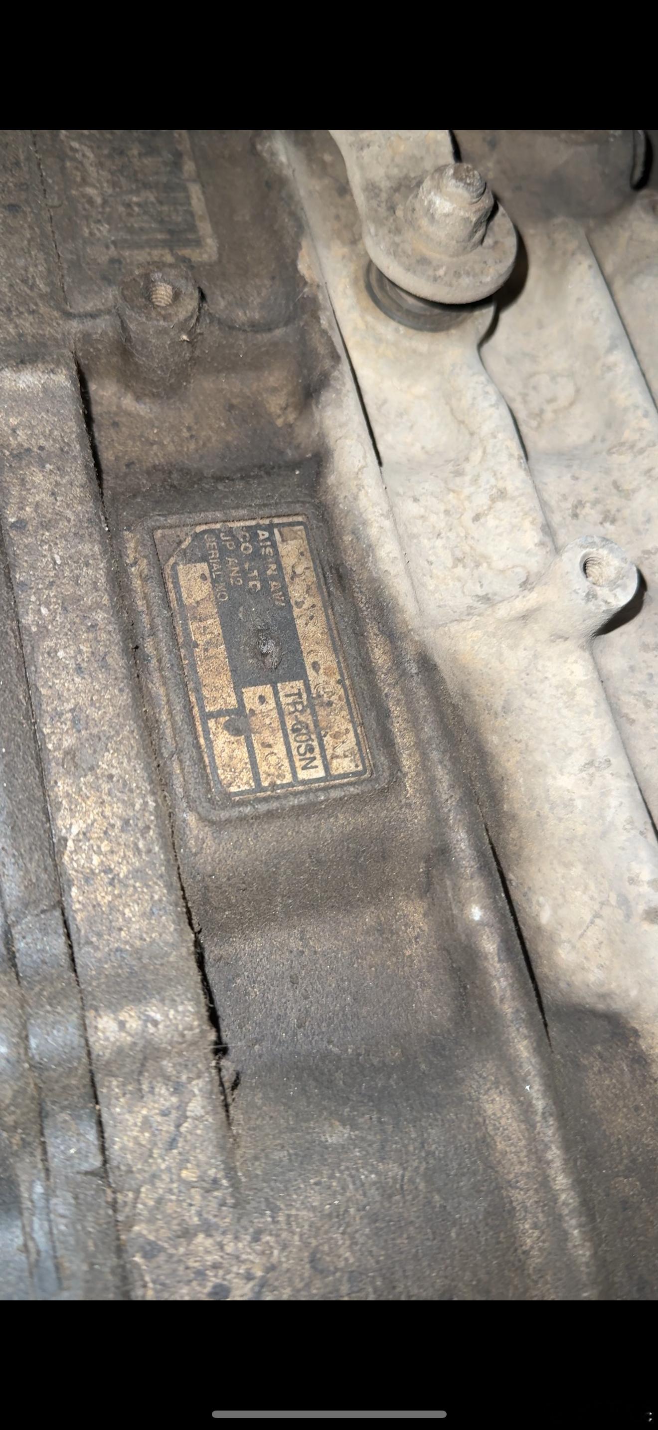 老卡宴用的爱信6at，tr60sn，缺点是散热器底座漏油，看了下漏得不凶，没必要