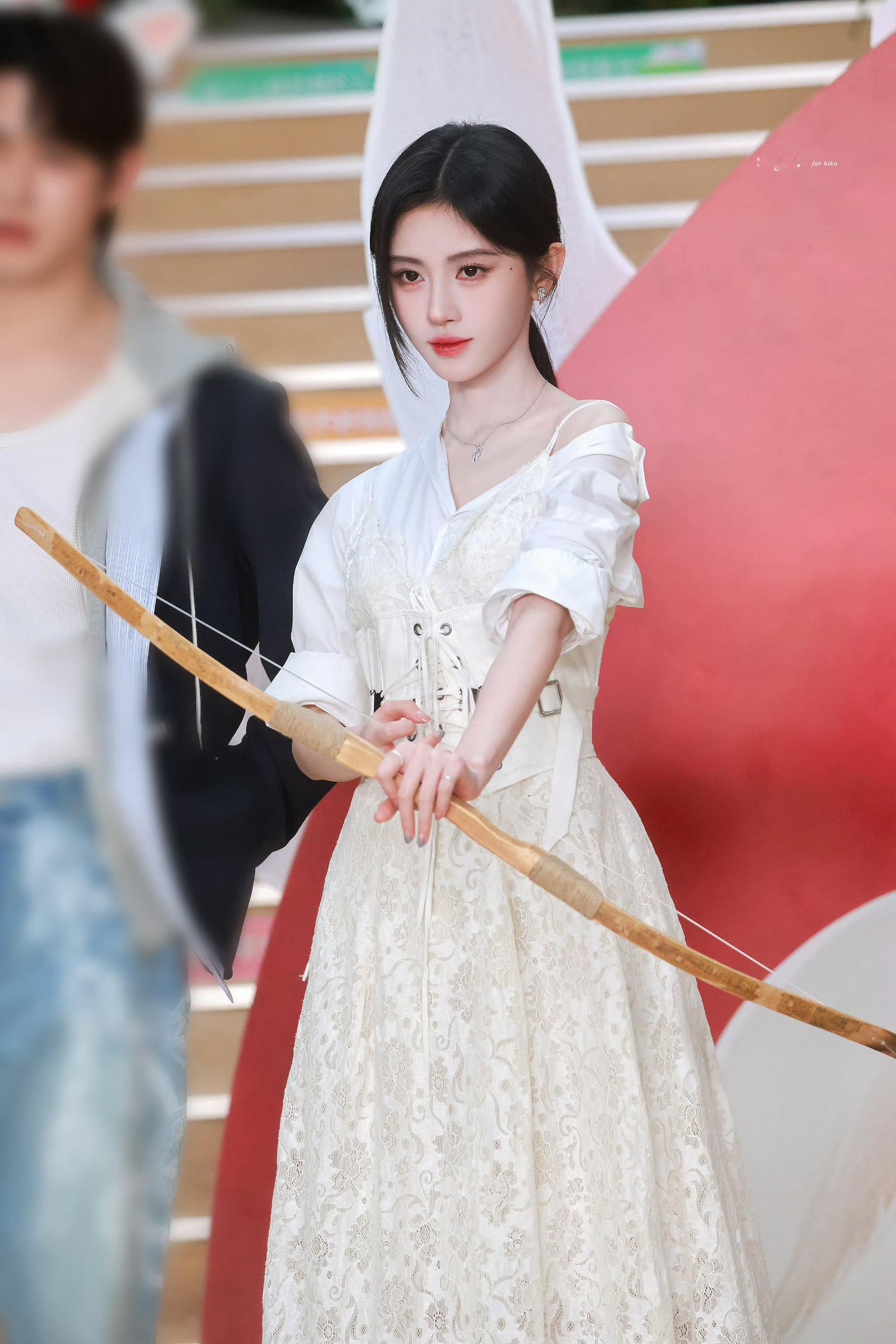 鞠婧祎  jjy鞠婧祎月鳞绮纪 jjy鞠婧祎露芜衣 “花会凋谢 但我对你的爱不会