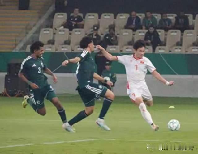 4-0,3-0！亚运男足四强诞生两队，韩国零封，沙特+越南惨败回家！