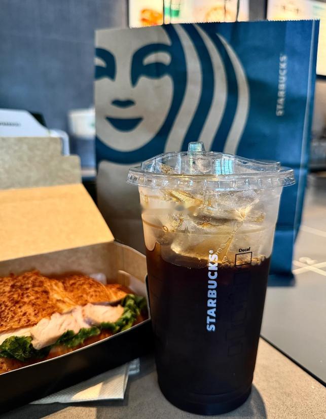 周三周三一座大山 撑过周三跨过难关