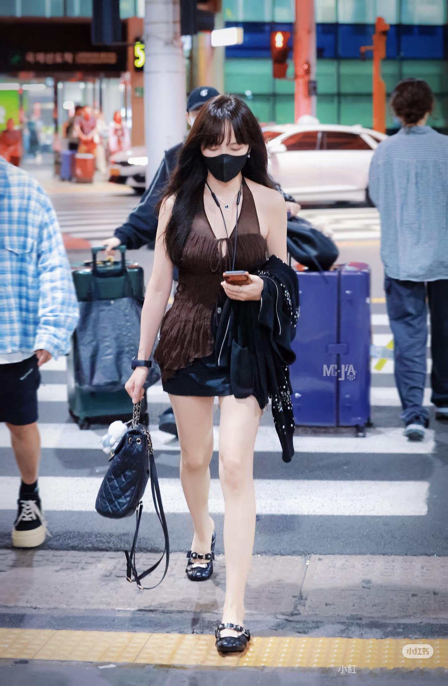 孟佳姐姐济州岛到达路透cr：MC｜JIA孟佳浪姐浪姐万花筒