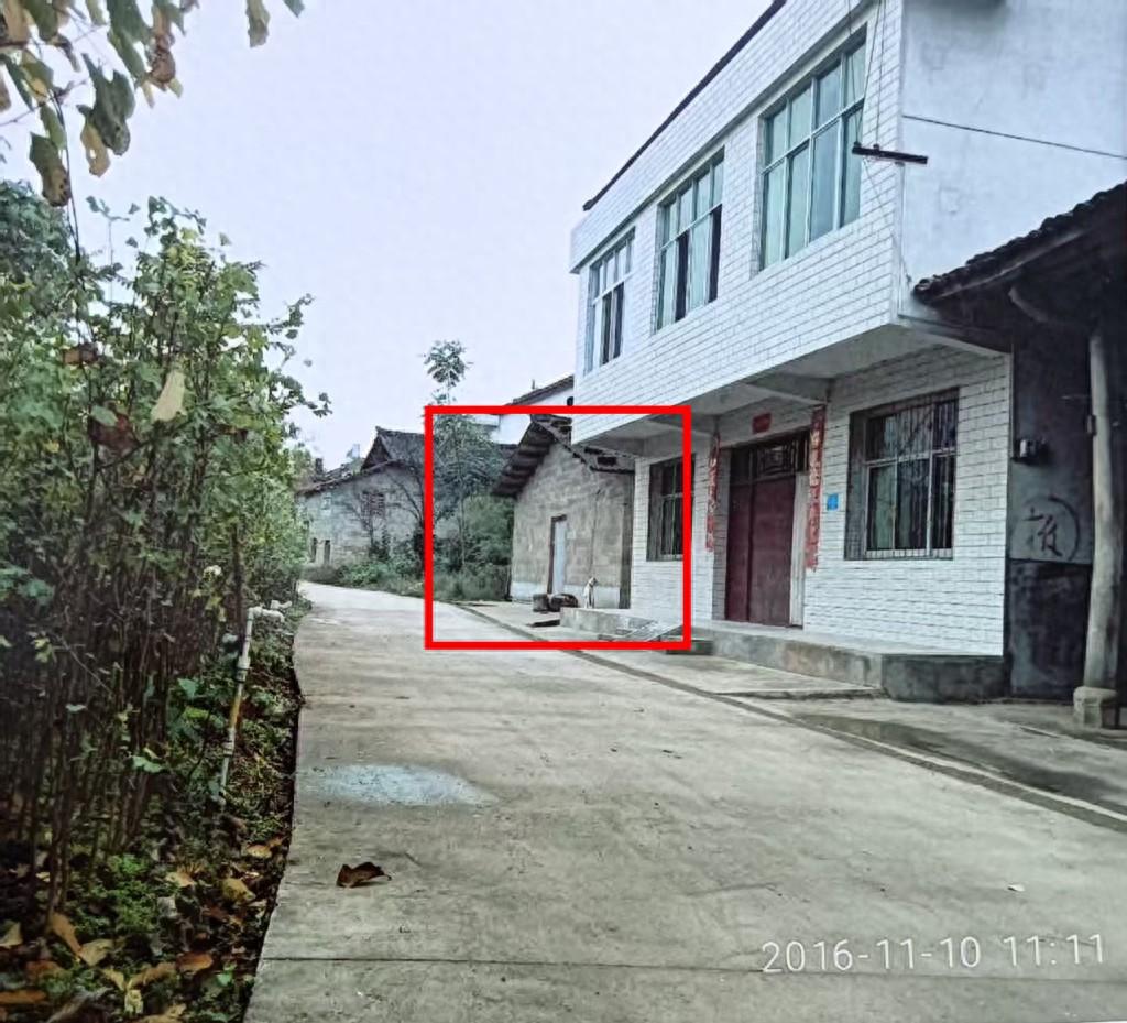 陕西勉县，一户村民家的老宅赶上铁路建设征收，原本每平方米按700元核算，没想到其