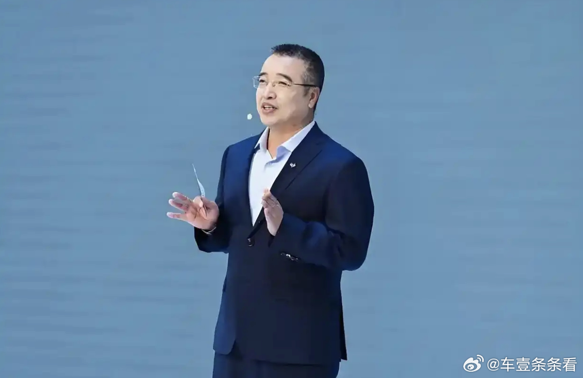 一年三连升！张国富低调升任北汽集团副总经理9月11日消息，据“车轱辘话”报道，北