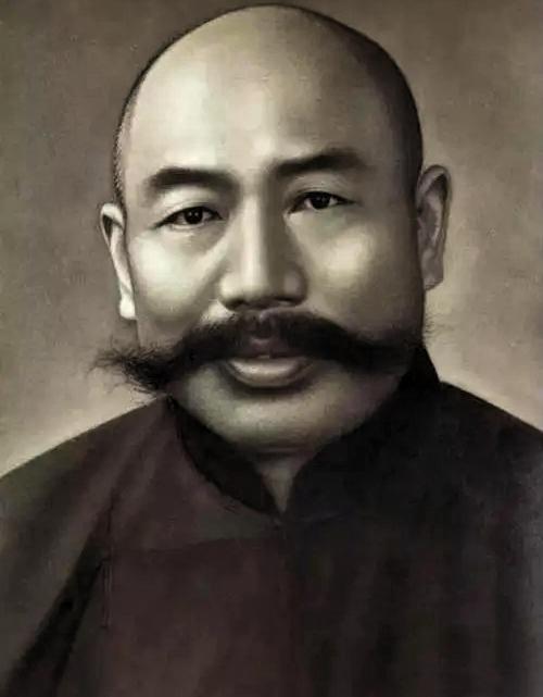 杨虎城政务机要秘书王菊人（1906—1975），原名若渊，陕西蒲城人，杨虎城政务