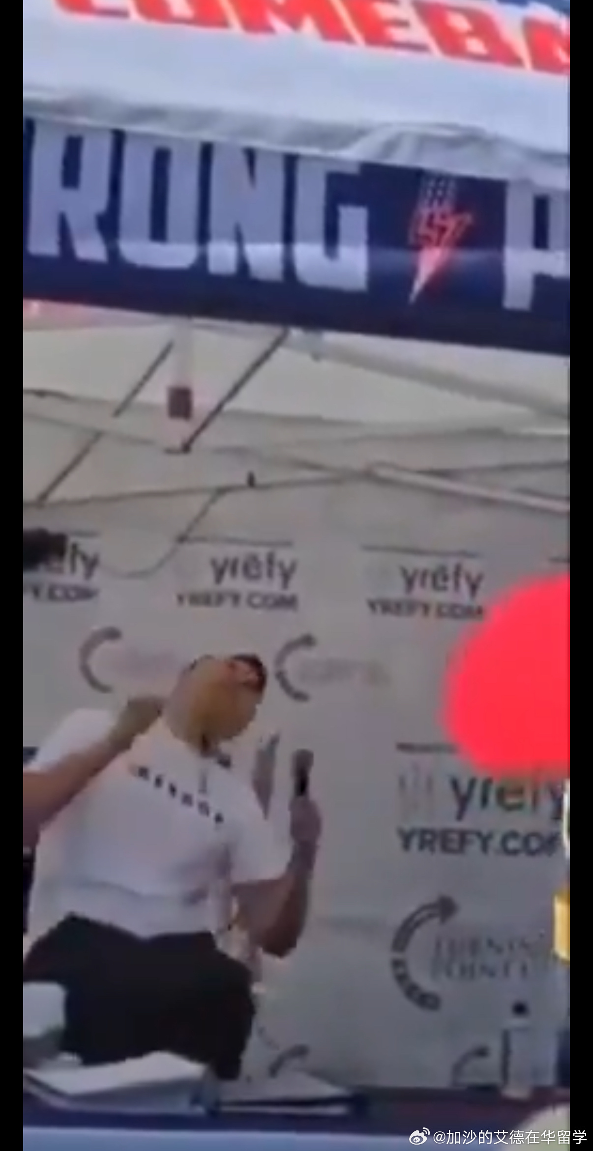 🟥这是查理·柯克，他是特朗普最大的支持者之一，也是以色列占领的积极拥护者之一。
