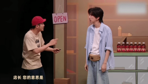 很难想象张兴朝老了以后什么样 谁懂啊？张兴朝的每个作品我都能反复观看，他那种独特