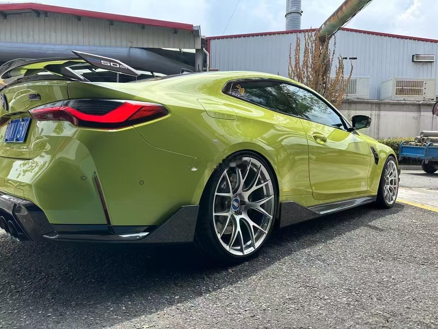 来点不一样的 宝马M4 升级BBS RE-V7 DS 银前20 后21 效果超级
