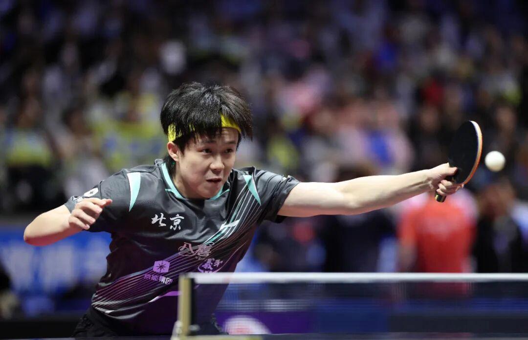 恭喜头哥4:1战胜袁励岑，摘得铜牌！[比心][赞]
头哥并没有受半决赛失利的影响