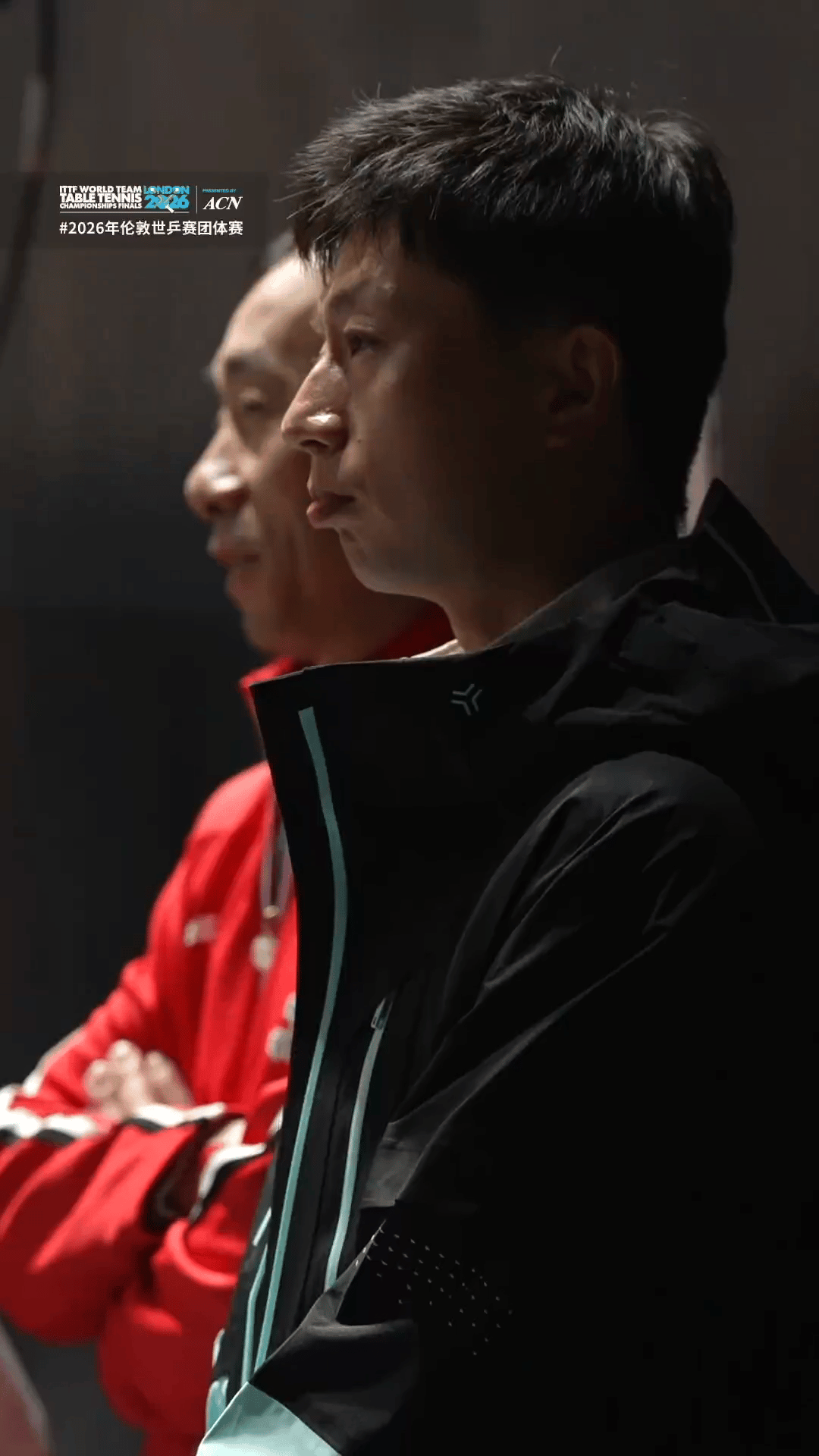 马龙一句话唤醒梁靖崑马龙就是能根据队友不同的情况说出最有用的话呀，无论是技术指导
