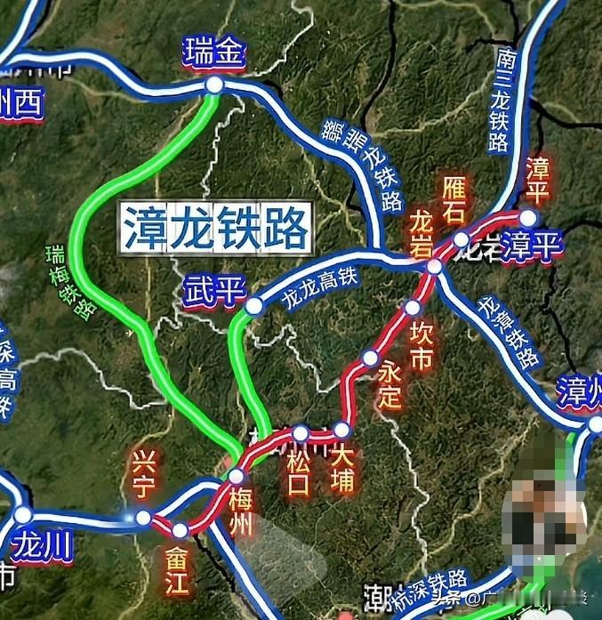 梅州理应再建一条高铁，线路为大埔—永定—龙岩—漳州。

梅州下辖的丰顺、兴宁、五