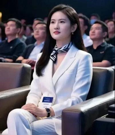 22个世界冠军、5枚奥运金牌，她是中国跳水史上最传奇的"五金女王"。可谁能想到，