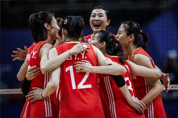 速战速决！中国女排拿下亚锦赛开门红女排亚锦赛小组赛开打，中国女排对阵伊拉克女排。