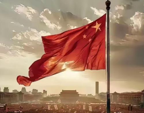现在很多国家把中国当成“敌人”，各种围堵、抹黑、遏制，表面理由五花八门，实际答案