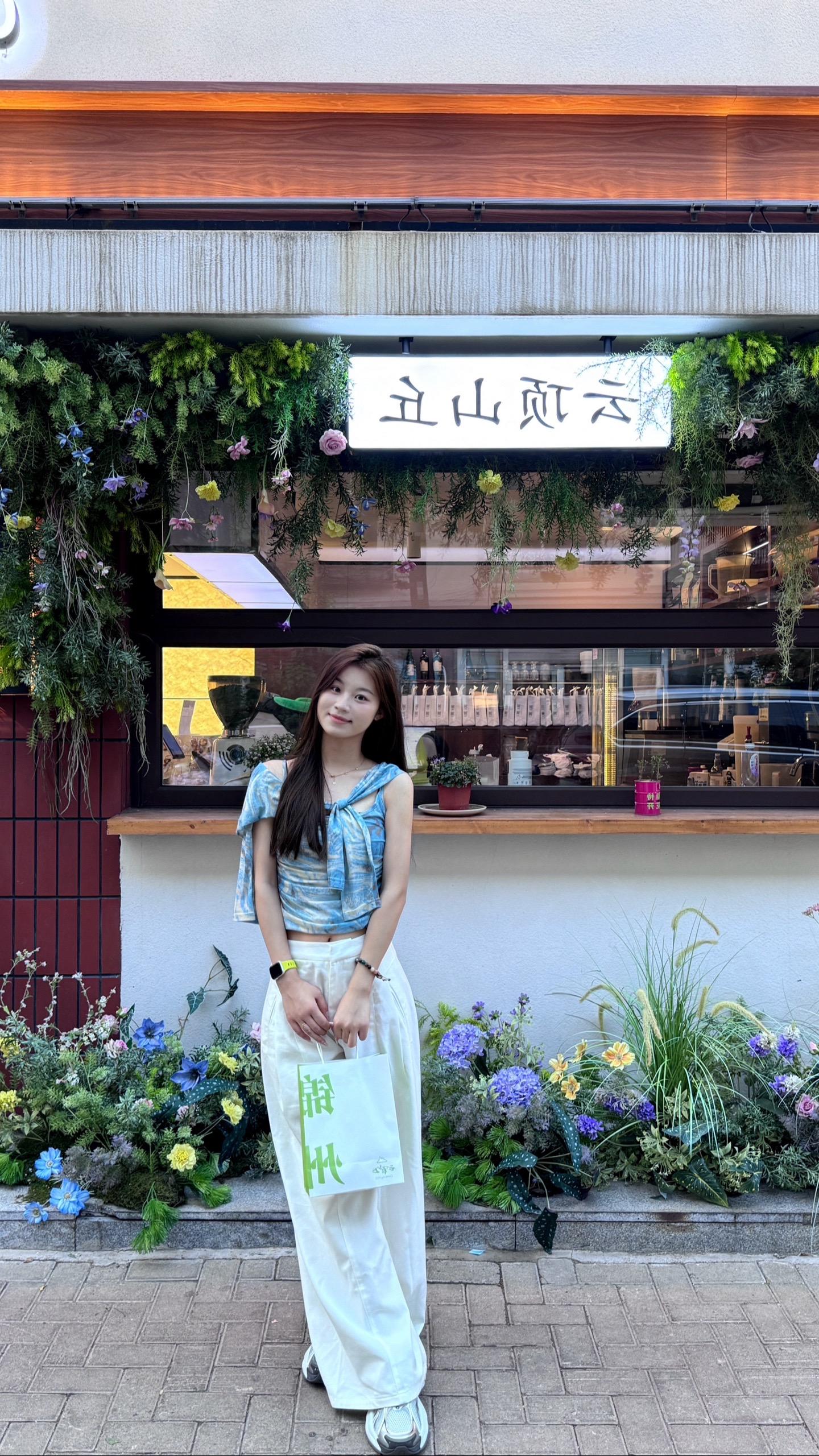 生活是自己的 尽情打扮 尽情快乐