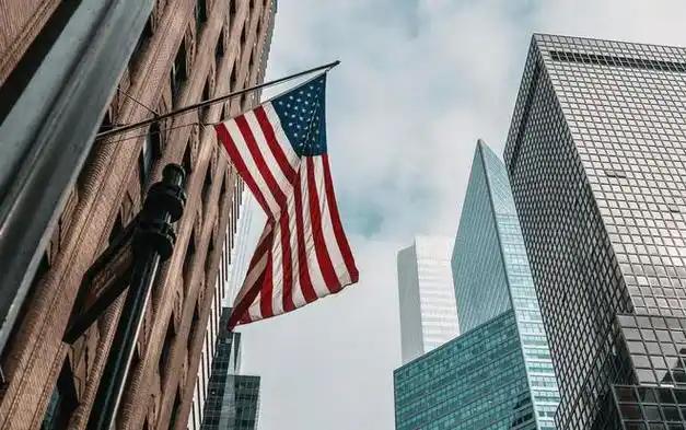 如何看待美国近期的军事外交动作 美国近期军事外交动作可谓霸权尽显，就说对委内瑞拉