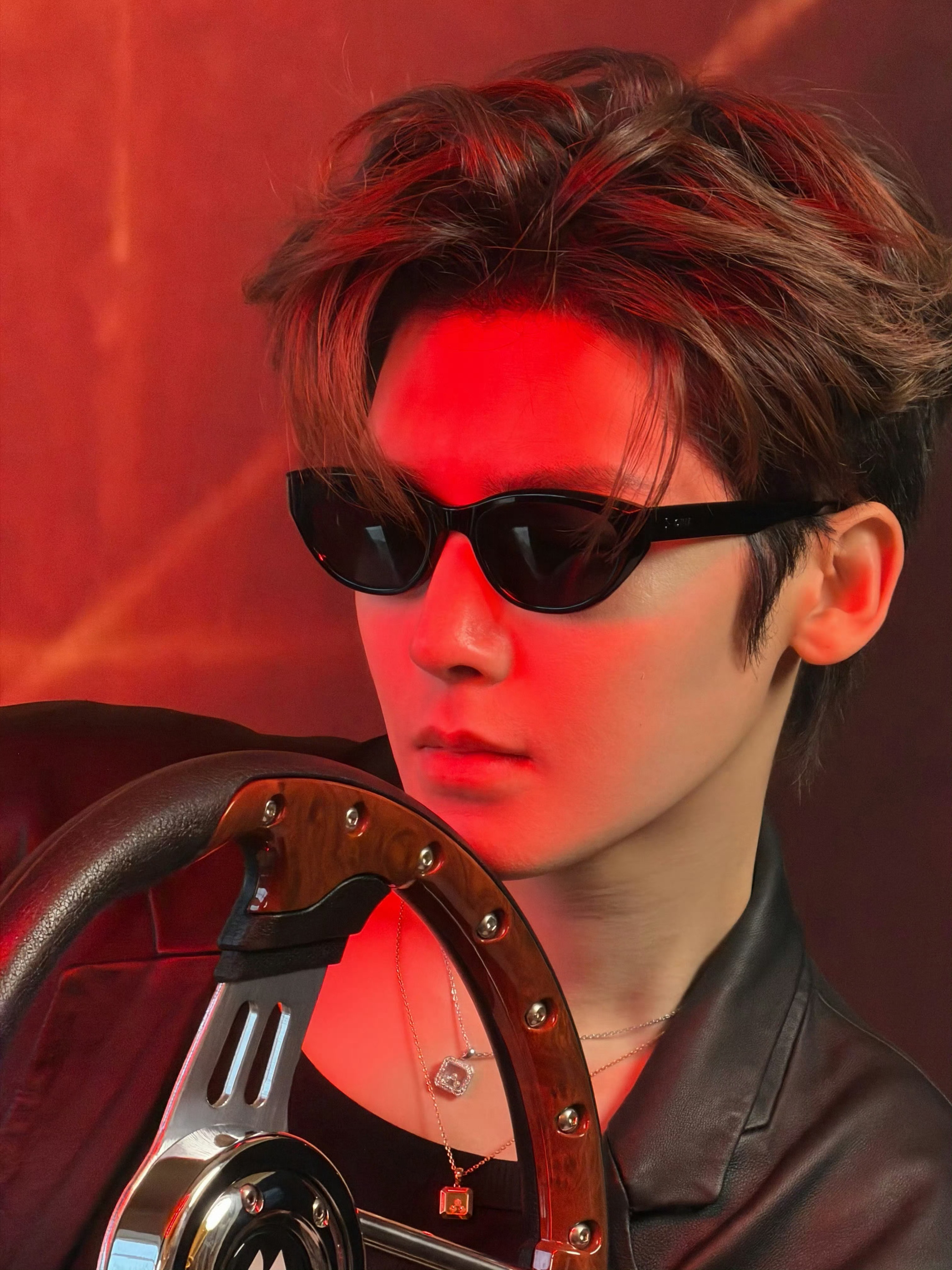 《高质量帅气图鉴》✖️侯明昊 ❤️🔥 