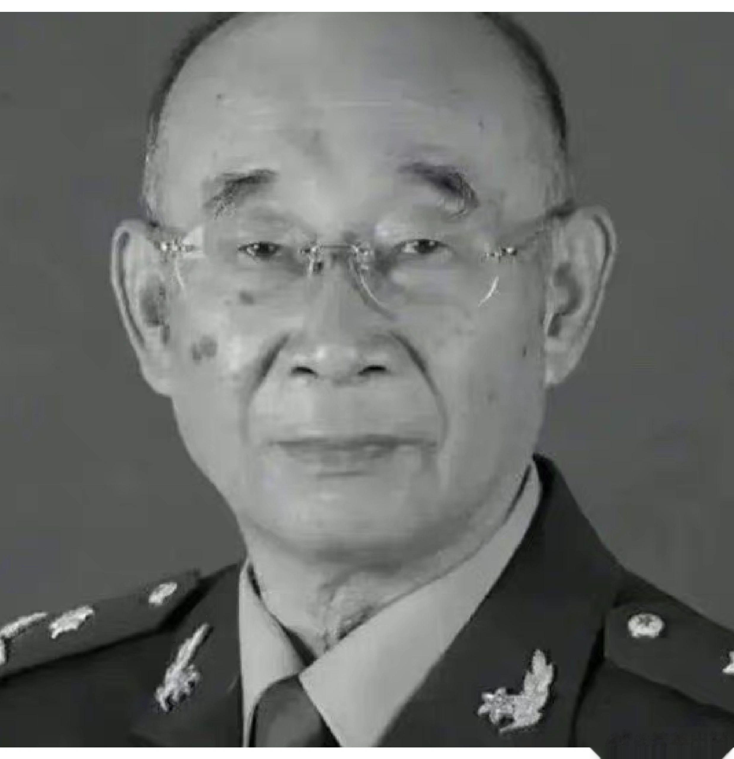 高伯龙，激光陀螺仪之父、中国工程院院士、中国激光陀螺仪奠基人、国防科技大学教授。