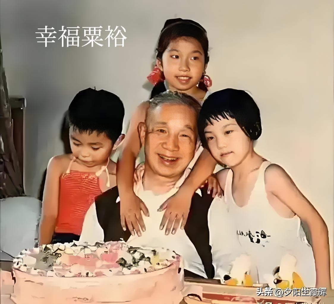 粟裕（下）弯道超车，一战封神，中国最伟大军事家，战略家。
（三）宝剑出鞘。弯道超