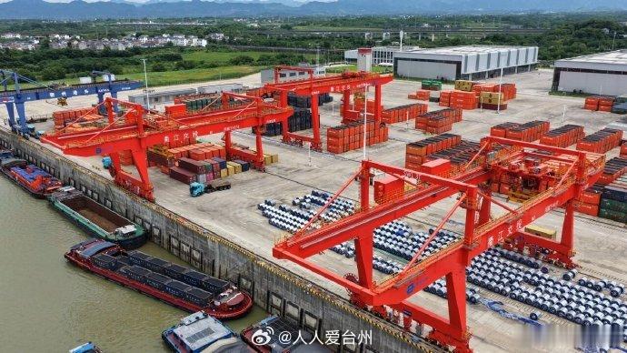衢州衢江港产城联动跑出高质量发展新路 在衢州衢江区，总投资24亿元、占地300亩