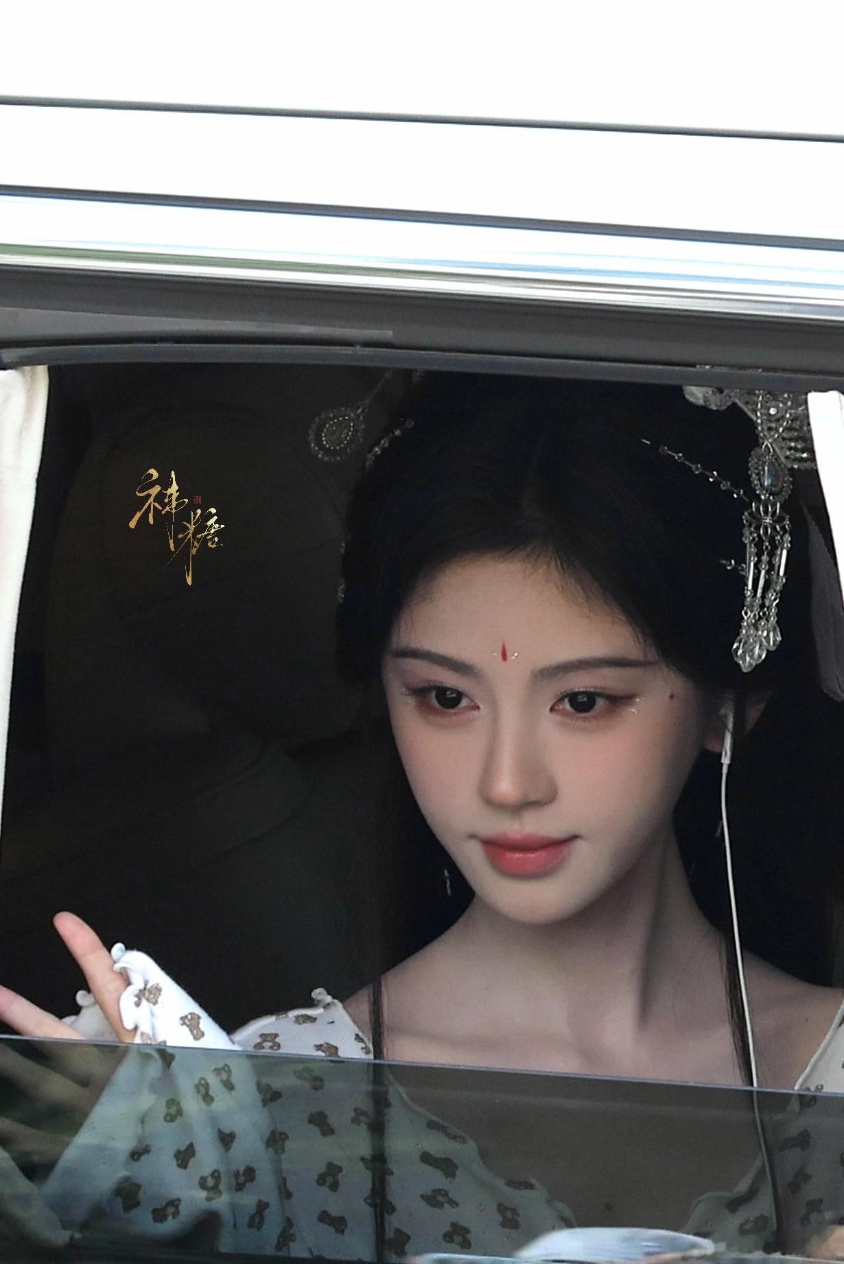 鞠婧祎鞠婧祎苏绿夏鞠婧祎万花世界 ᨳ⁺˳⋆. 放根逗猫棒在这 愿者上钩𐃆 ·̩
