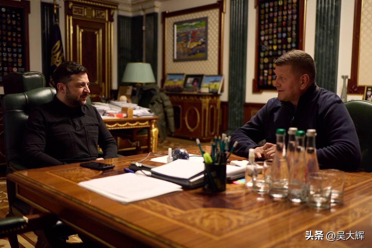 【扎卢日内敏感时期返回基辅】1月15日，泽连斯基在电报频道发文称，他与乌克兰驻英