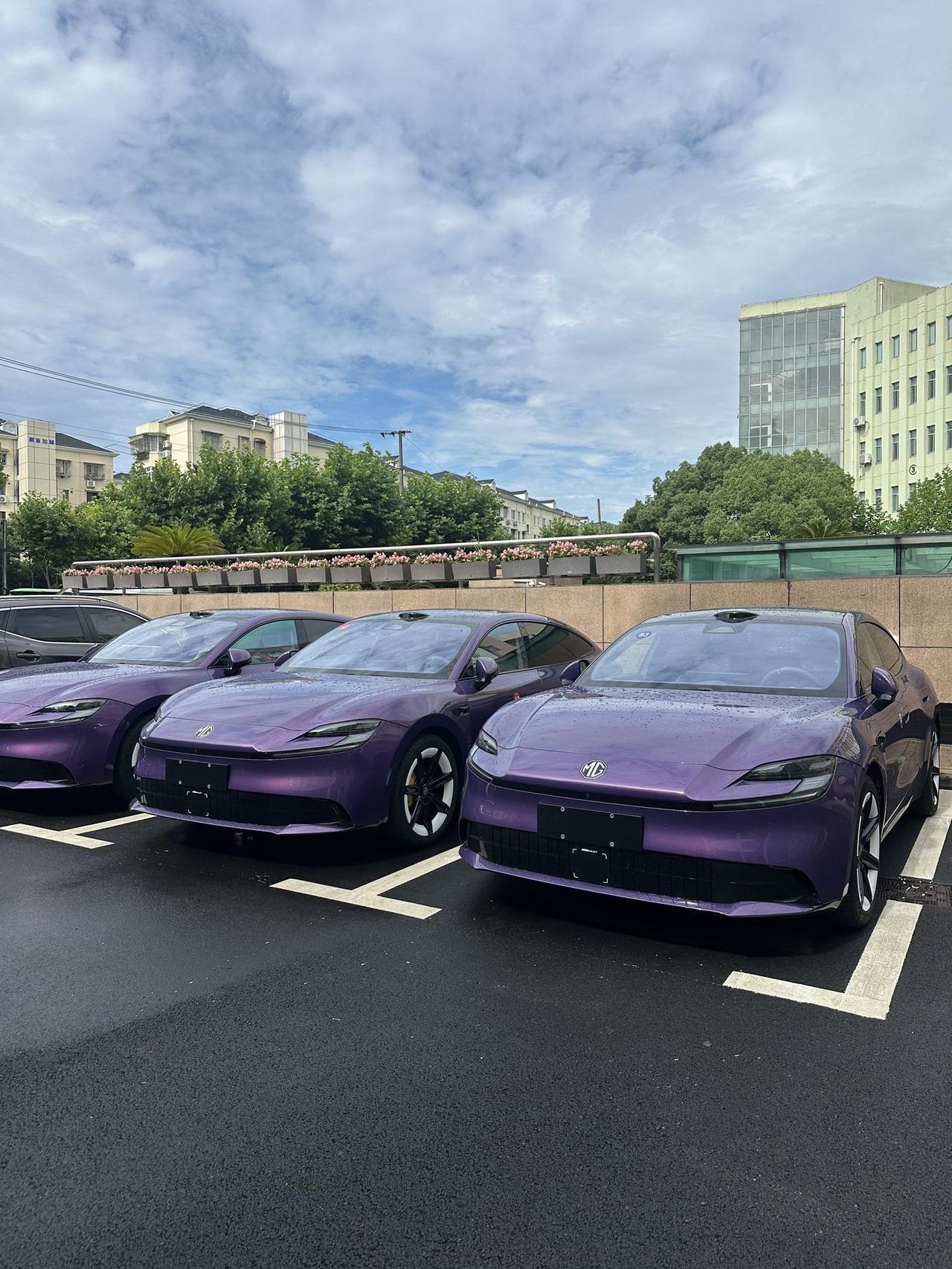 名爵MG 07实车曝光！15万内带激光雷达，纯电轿跑要卷起来了
名爵这次终于放大