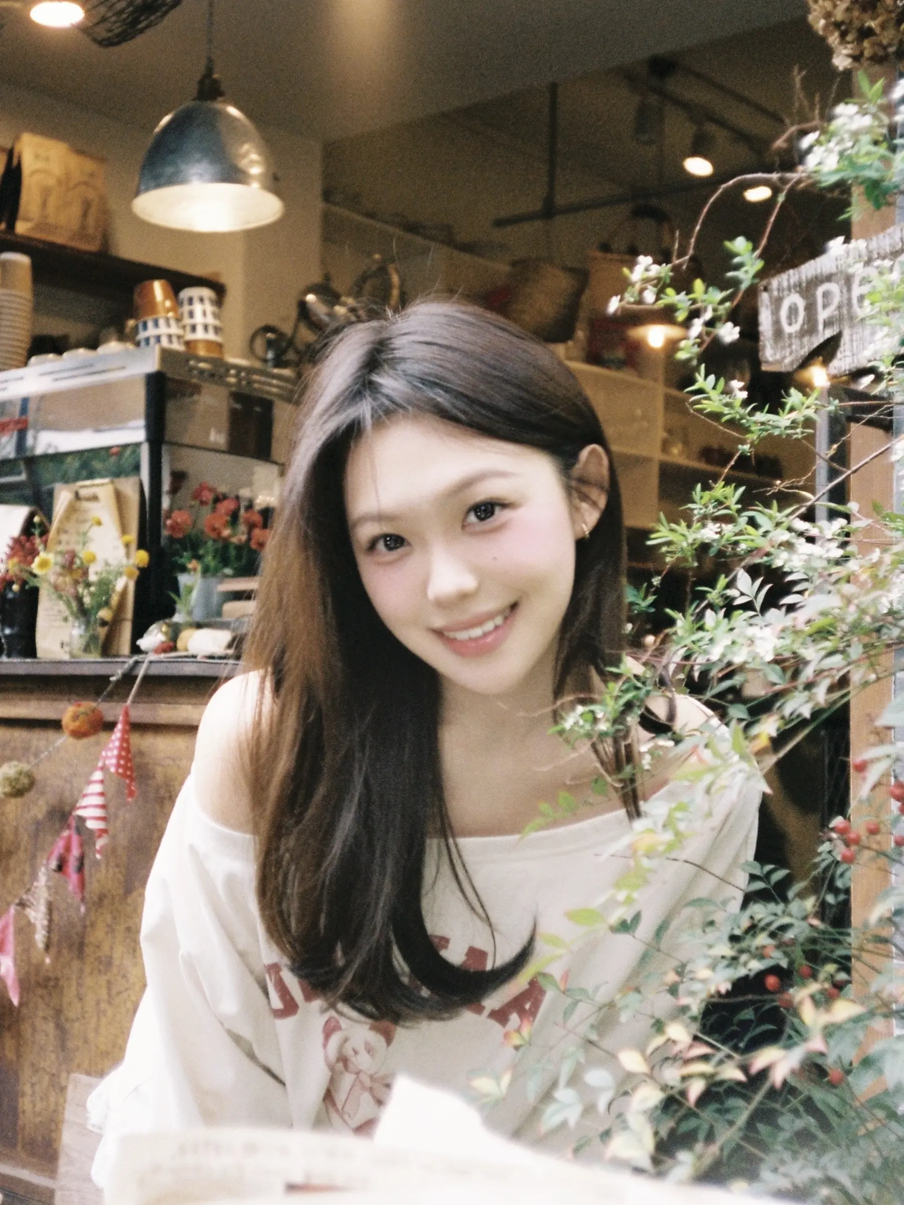 春日韩系咖啡店的胶片日常。