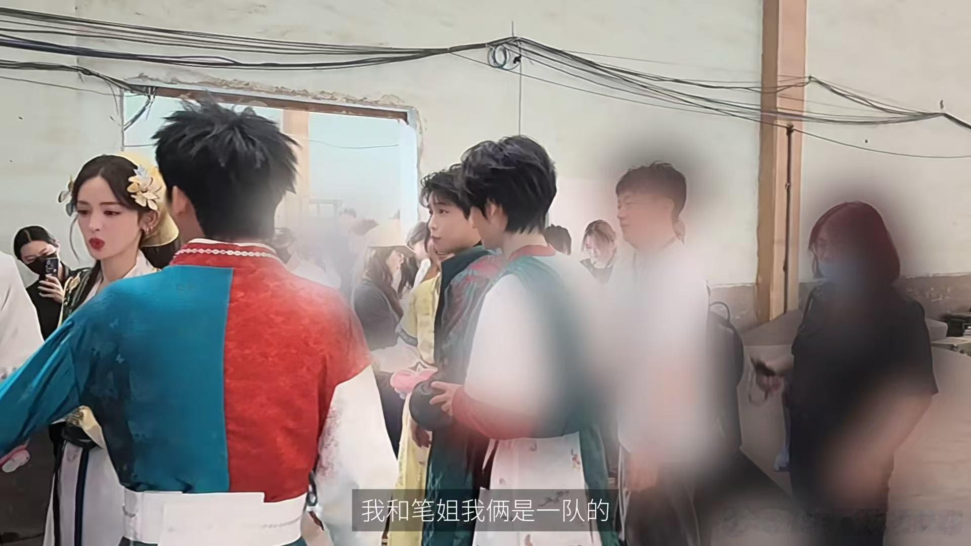 彭昱畅这vlog发出来我愣了——2分钟里张真源画面快占一分钟，这叫个人vlog？