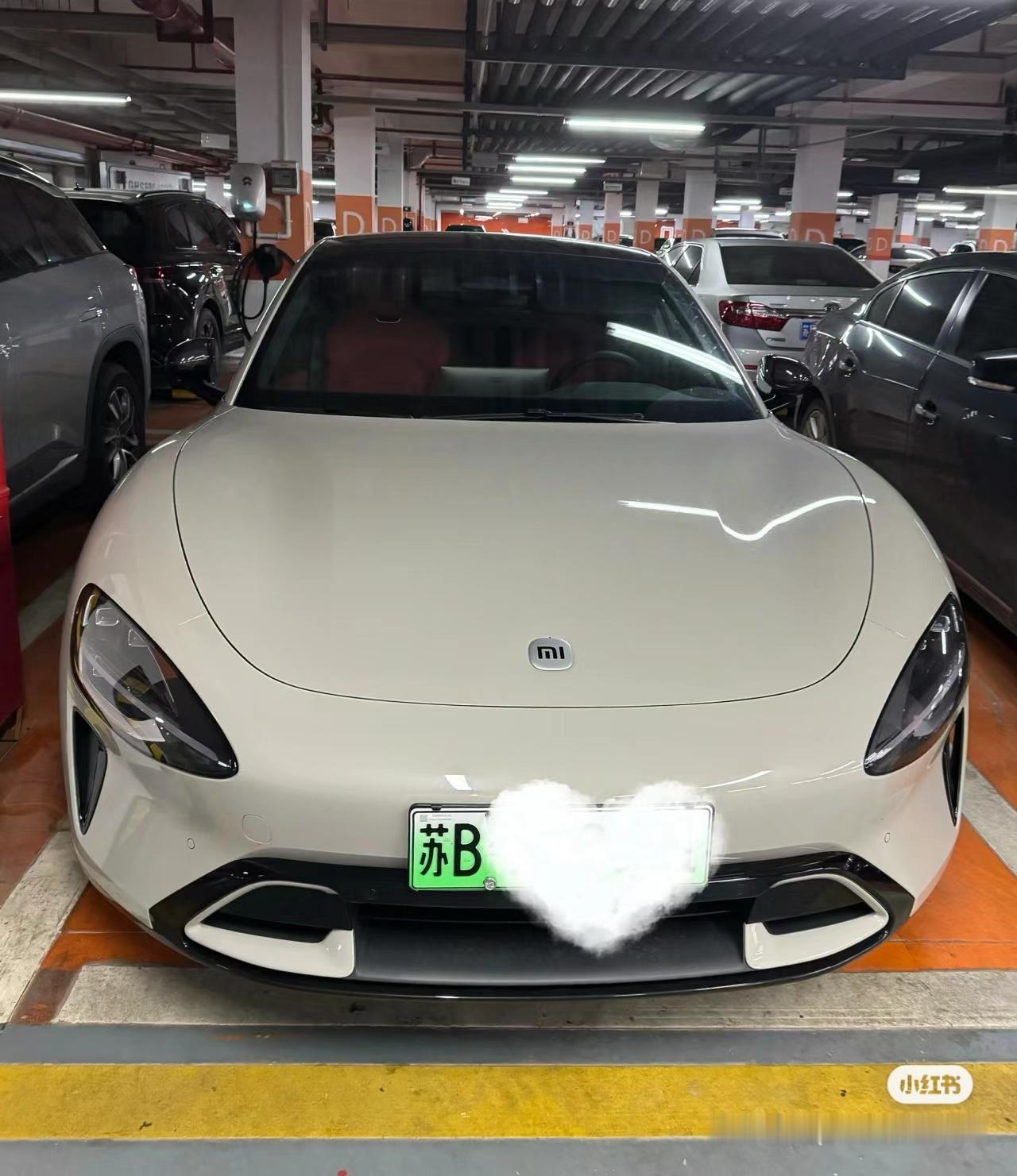#小米su7[超话]#到哪里都是焦点 ​​​