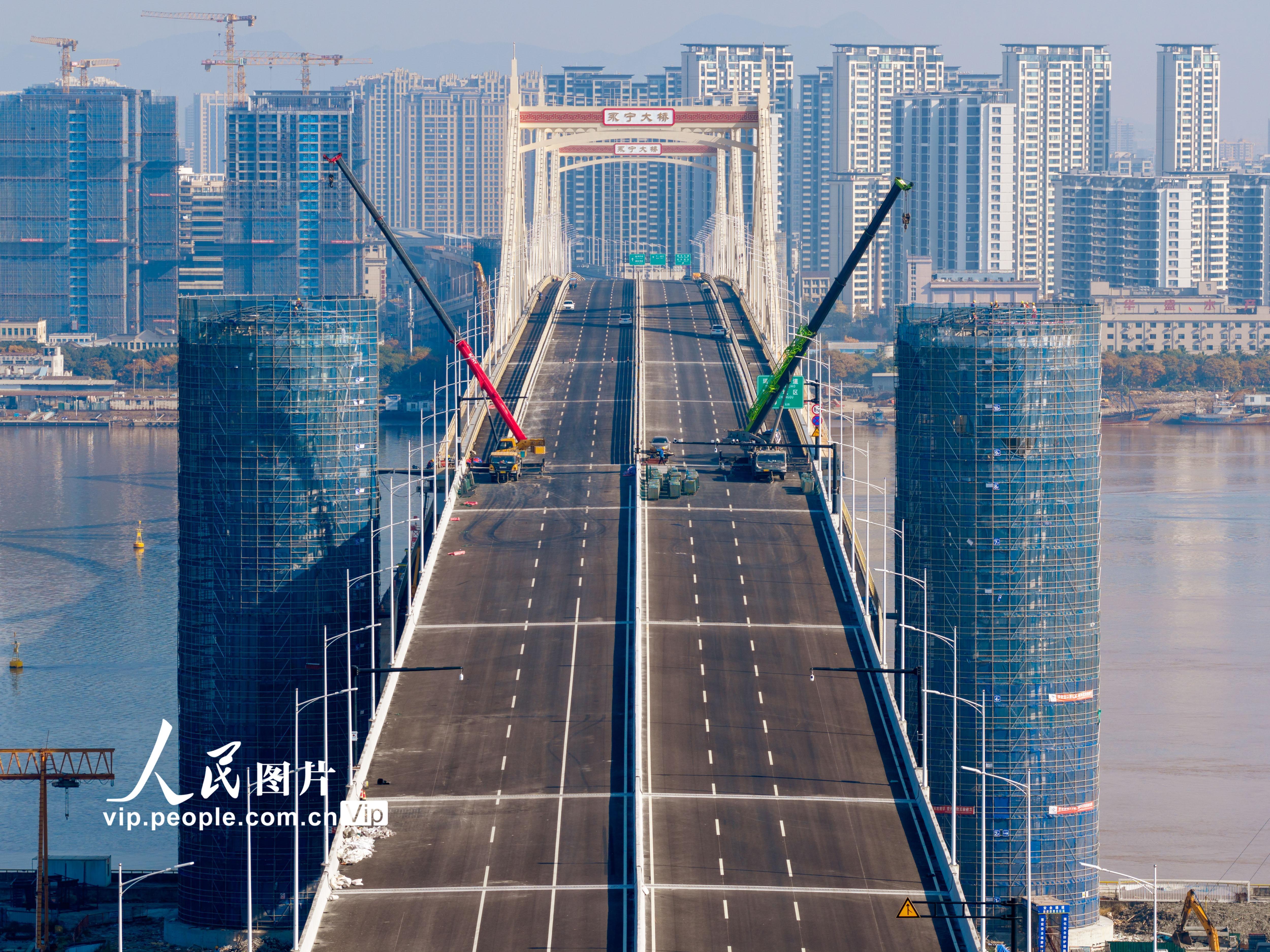 浙江瑞安：永宁大桥建设如火如荼