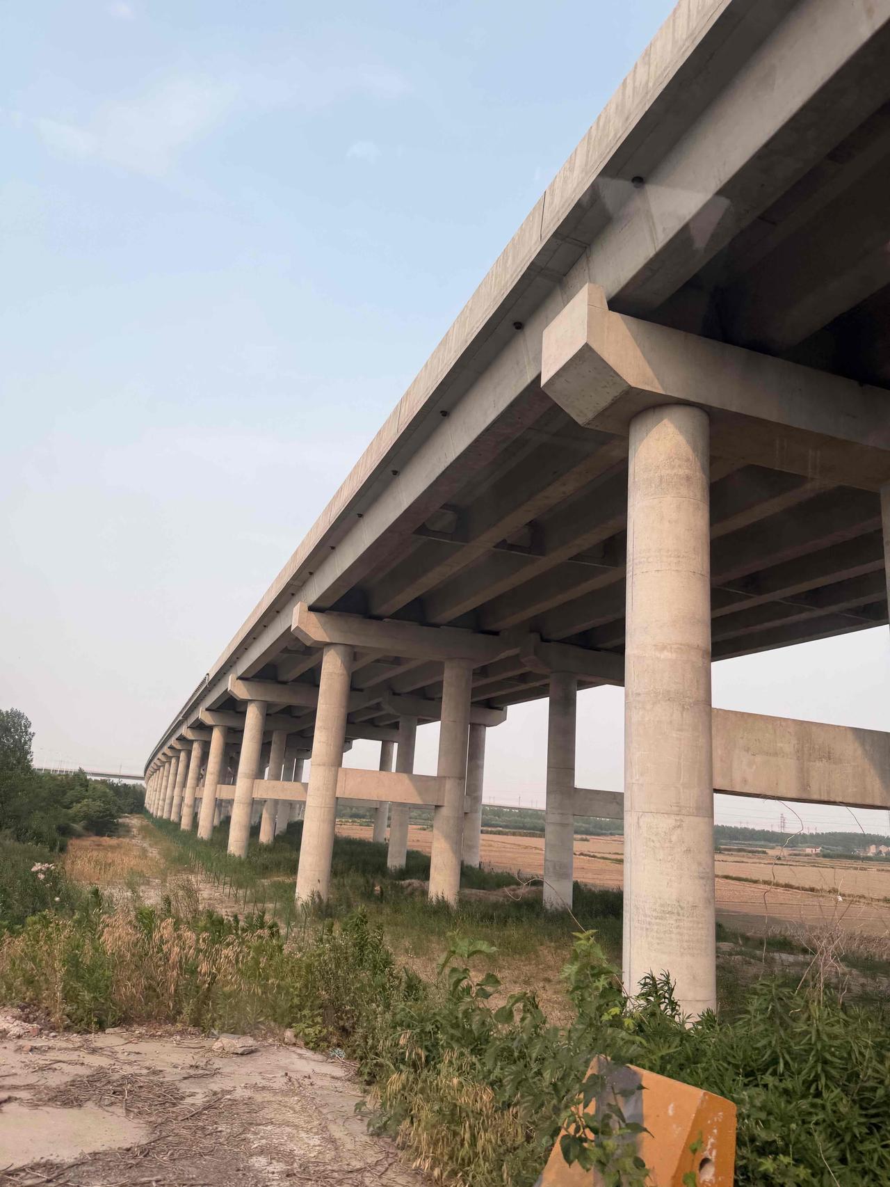 如皋南—如皋西段（约18km）：关键且优先，沟通盐通与北沿江，解决南通、如皋快速
