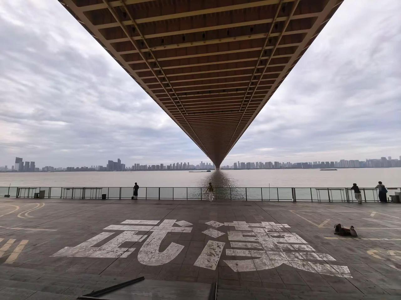 拜拜👋，武汉，一碗热干面5元，大清早就喝酒的城市！武汉 武汉旅游攻略