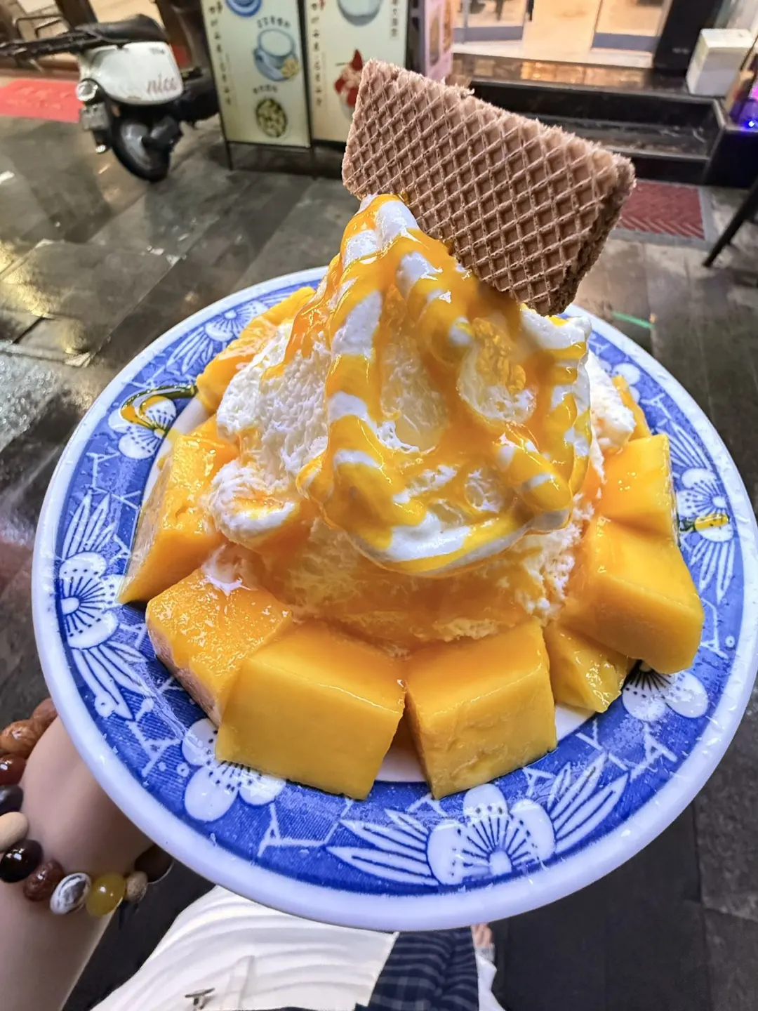 太安路宝藏糖水铺🍧润雪皇后太会了✨ 藏在太安路128号的润雪皇后糖水...