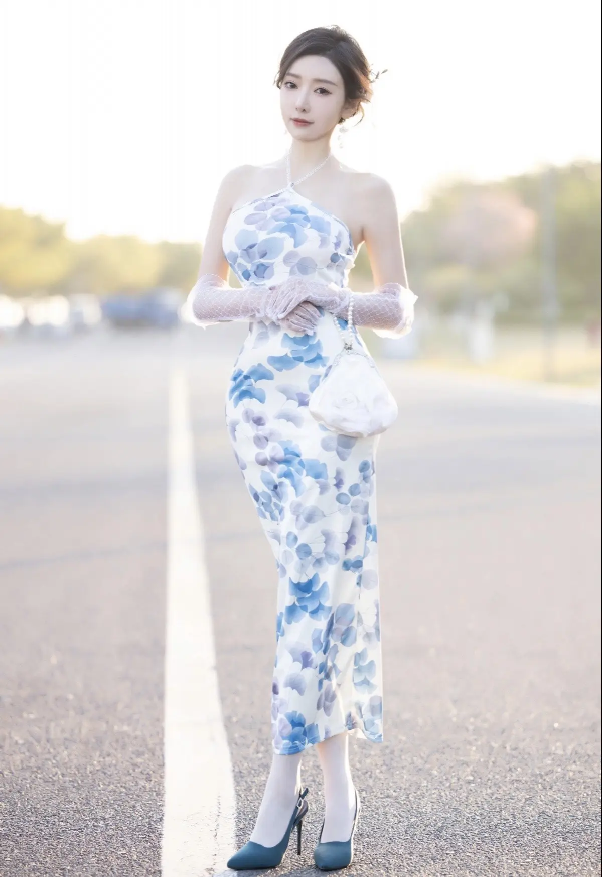 我深知自己是一朵难养的花，所以我选择养好自己
