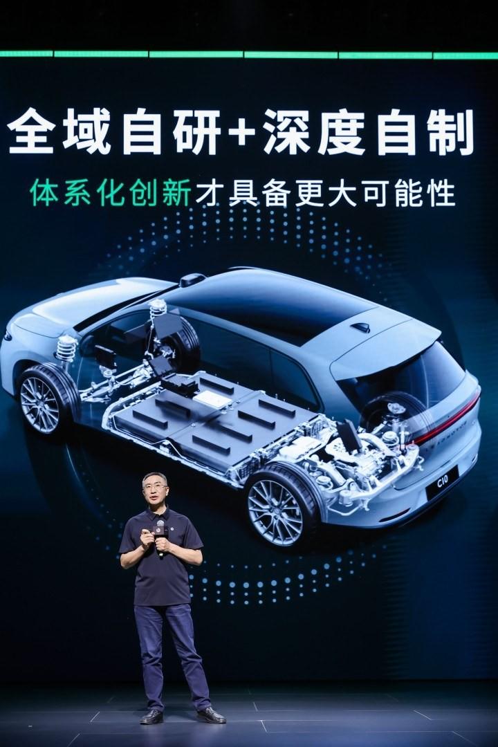 11年就死磕一件事，零跑把自研做成了护城河
汽车圈爱讲技术自研的车企不少，但真能