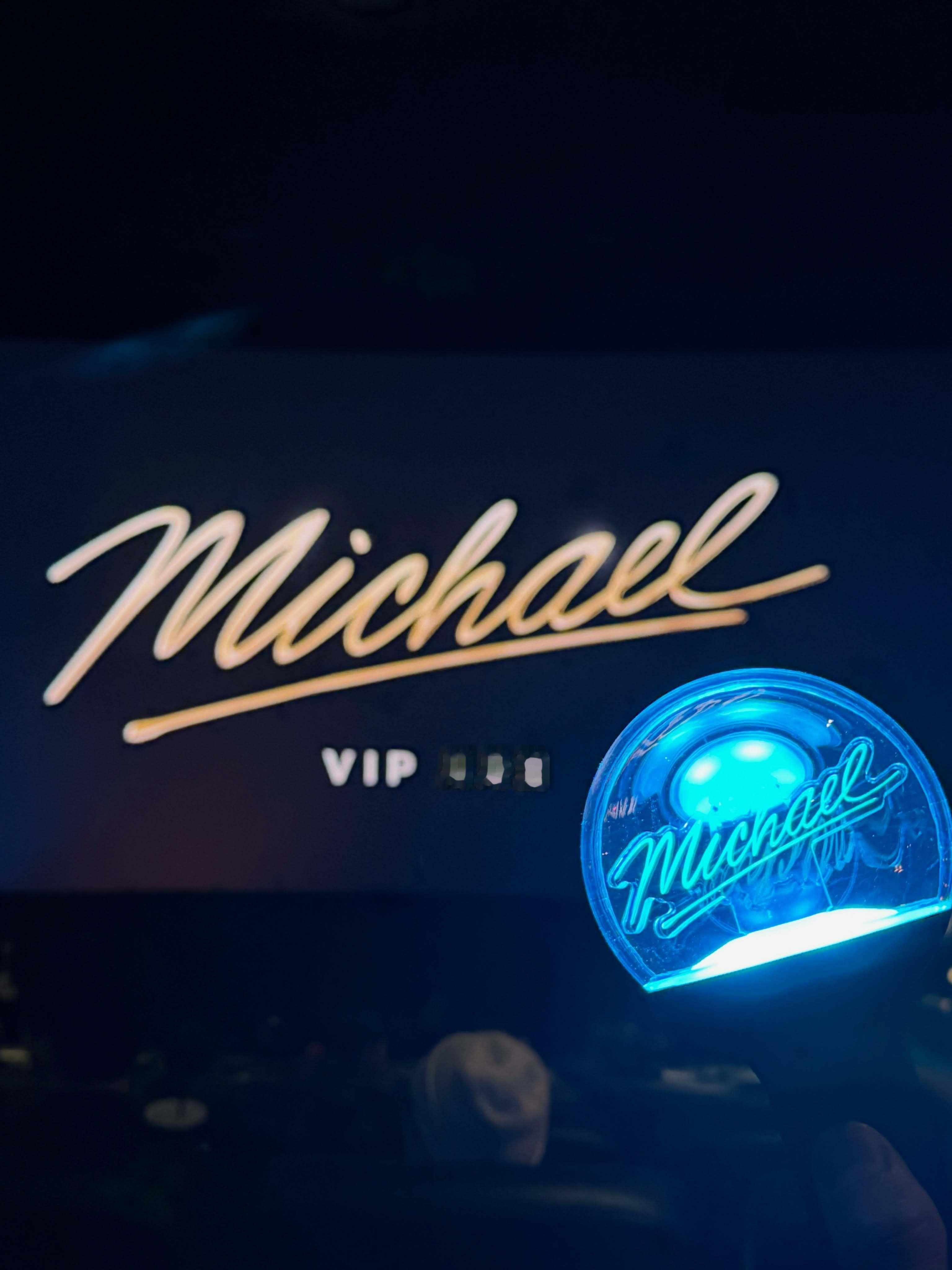 “CB百蓝_。260511利特 IG更新：Michael5月18日上映看这部电影
